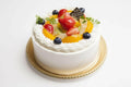 【冷凍】フルーツクリームデコレーションケーキ | ケーキ | パティスリーピニョン箕面店 - スイーツモール