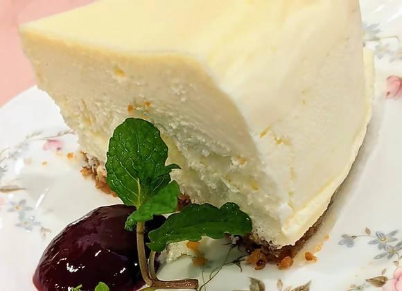 【冷凍】白いチーズケーキ | チーズケーキ | ティラミス専門店Del Tiramisu - スイーツモール