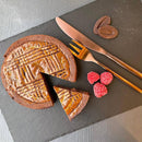 【冷凍】ガトーバスク・ショコラ | ガトーショコラ | ヌメロサンク ・パリ（Numéro 5 Paris） - スイーツモール