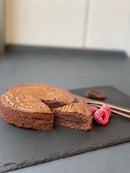 【冷凍】ガトーバスク・ショコラ | ガトーショコラ | ヌメロサンク ・パリ（Numéro 5 Paris） - スイーツモール