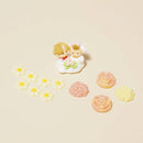 【冷凍】キュートな二段ケーキ・苺のバースデーデコレーションケーキ | ケーキ | 写真ケーキのサンタアンジェラ | ケーキ 二段 | 誕生日ケーキオーダー - スイーツモール