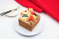 【冷凍】プレミアムショートショコラ | 冷凍 ケーキ・チョコレートケーキ いちご・チョコレート ケーキ 冷凍 | レ・コロレ | いちご チョコ - スイーツモール