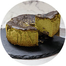 【冷凍】一金一茶Premium 抹茶バスク風チーズケーキ 12cmホール | チーズケーキ | Grammie’s Cooking（グラミーズクッキング） - スイーツモール