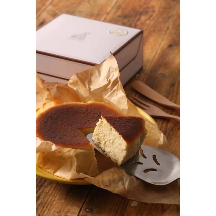 【冷凍】低糖質バスクチーズ | チーズケーキ | Sweetsローカボ - スイーツモール