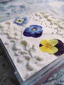 【冷凍】ベリーのムースのレースケーキ | ケーキ | ミホパンポップケーキ - スイーツモール