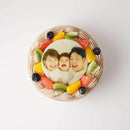 【冷凍】みずみずしいフルーツが乗った写真ケーキ チョコ生クリーム｜ケーキ｜いちごおじさんの洋菓子工房│チョコクリーム ケーキ - スイーツモール